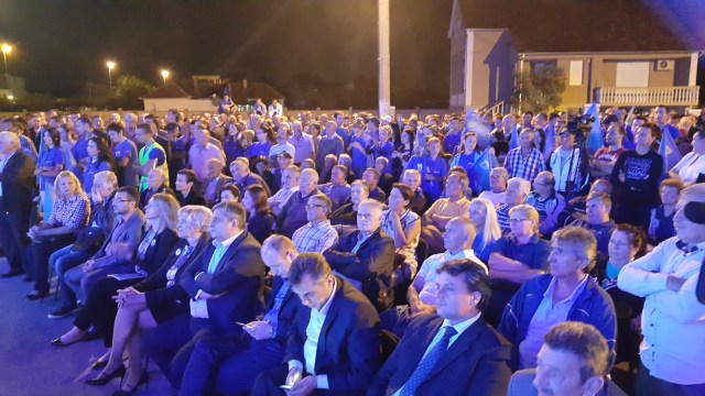 Knežević: Milo, spot nije skup nego si ti glup (VIDEO)