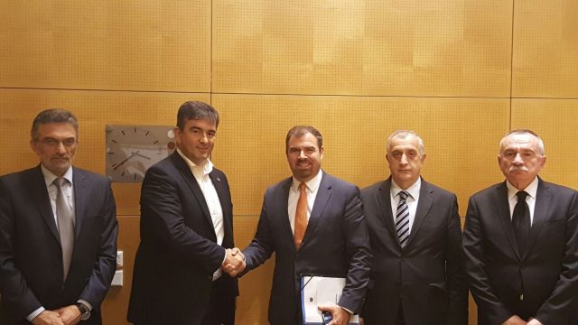 DF u Bundestagu: Đukanović radi na progonu opozicije