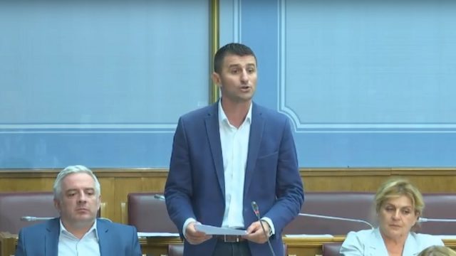 Зоговић: Официрима да буду узор Путник, Мишић, Степановић и Вукотић, а не Туђман (ВИДЕО)