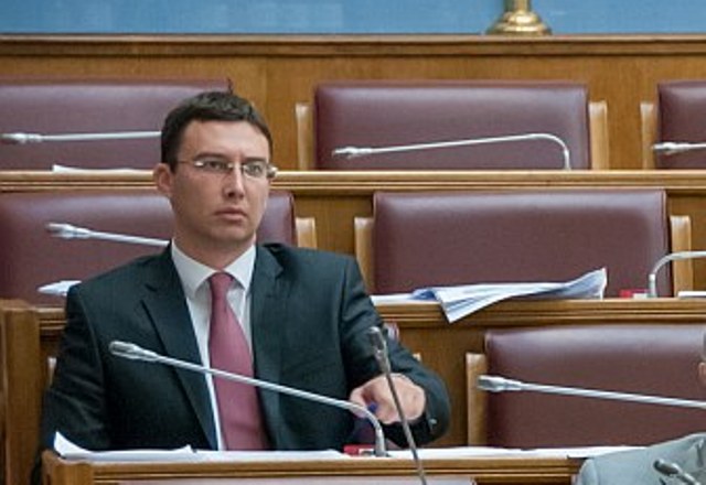Бојовић: Прије посјете Бриселу, премијер да уважи став ЕУ, и повуче одлуку о протјеривању амбасадора Србије