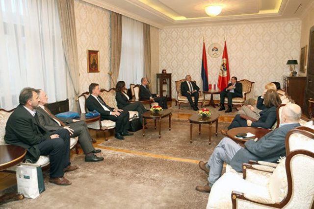 Mandić i Knežević sa Dodikom o unapređenju saradnje