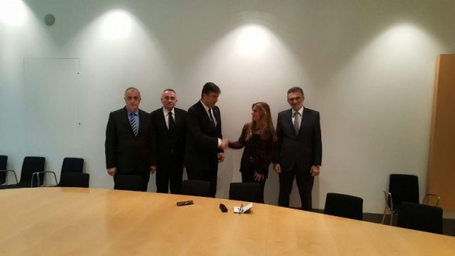 DF u Bundenstagu sa Katjom Kojl: Zabrinutost zbog nedemokratske klime i progona opozicije u CG