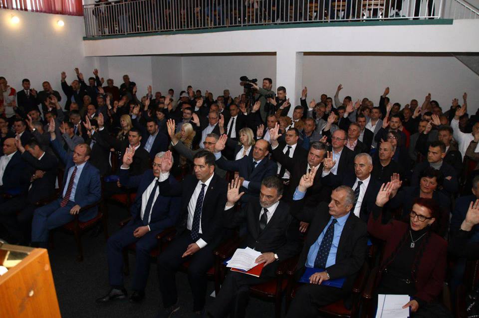 Skupština u Murinu izglasala predlog o referendumu o NATO-u